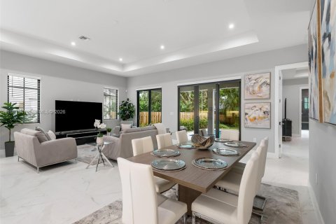 House in Fort Lauderdale, Florida 3 bedrooms, 198.9 sq.m. № 2043212 - photo 11