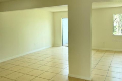 Apartment in Kissimmee, Florida 3 bedrooms, 123.75 sq.m. № 2197093 - photo 3
