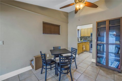 Commercial property in Largo, Florida 2 bedrooms, 122.63 sq.m. № 1657442 - photo 6