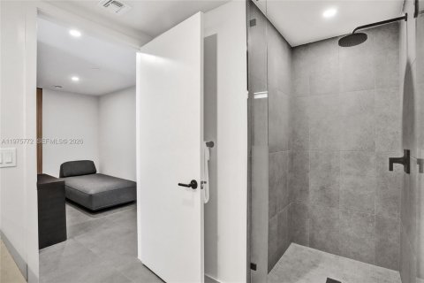 Copropriété à vendre à Miami, Floride: 1 chambre, 55.46 m2 № 2040876 - photo 12