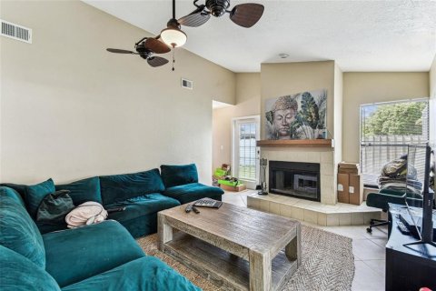 Casa en alquiler en Tampa, Florida, 4 dormitorios, 196.4 m2 № 1901787 - foto 17