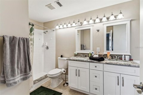 Casa en alquiler en Tampa, Florida, 4 dormitorios, 196.4 m2 № 1901787 - foto 28