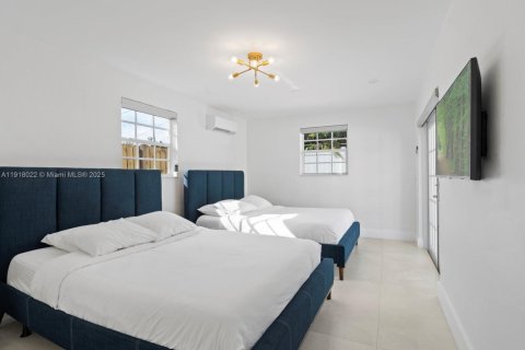 Commercial property in Hollywood, Florida 126.25 sq.m. № 1972515 - photo 26