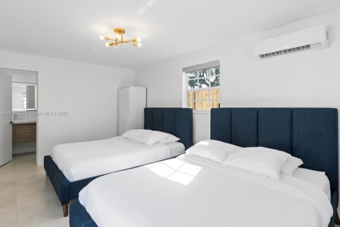 Commercial property in Hollywood, Florida 126.25 sq.m. № 1972515 - photo 25