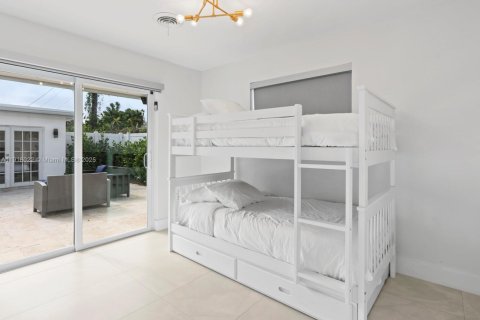 Commercial property in Hollywood, Florida 126.25 sq.m. № 1972515 - photo 20