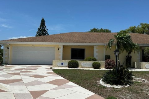 Duplex in Sun City Center, Florida 2 bedrooms, 163.14 sq.m. № 1785037 - photo 2