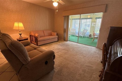 Duplex in Sun City Center, Florida 2 bedrooms, 163.14 sq.m. № 1785037 - photo 7