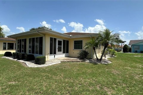 Duplex in Sun City Center, Florida 2 bedrooms, 163.14 sq.m. № 1785037 - photo 18
