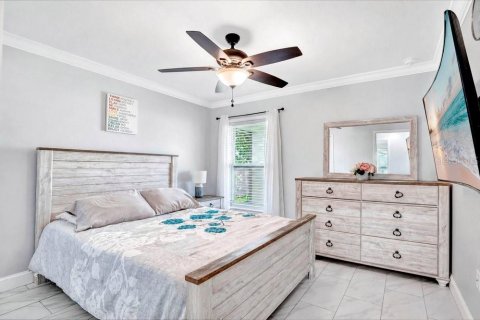 House in Deltona, Florida 3 bedrooms, 151.71 sq.m. № 2203421 - photo 19