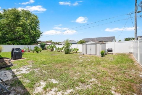 House in Deltona, Florida 3 bedrooms, 151.71 sq.m. № 2203421 - photo 21