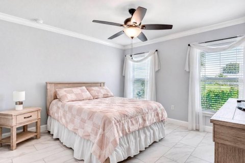 House in Deltona, Florida 3 bedrooms, 151.71 sq.m. № 2203421 - photo 16