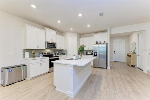 Villa ou maison à vendre à Lakewood Ranch, Floride: 4 chambres, 256.04 m2 № 2408988 - photo 12