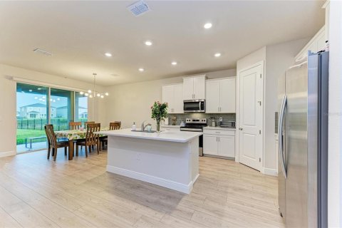 Villa ou maison à vendre à Lakewood Ranch, Floride: 4 chambres, 256.04 m2 № 2408988 - photo 10