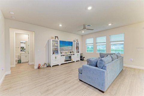 Villa ou maison à vendre à Lakewood Ranch, Floride: 4 chambres, 256.04 m2 № 2408988 - photo 17