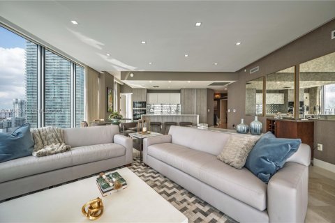 Condominio en venta en Miami, Florida, 3 dormitorios, 173.54 m2 № 2056247 - foto 4