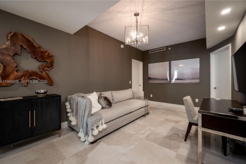 Condominio en venta en Miami, Florida, 3 dormitorios, 173.54 m2 № 2056247 - foto 19