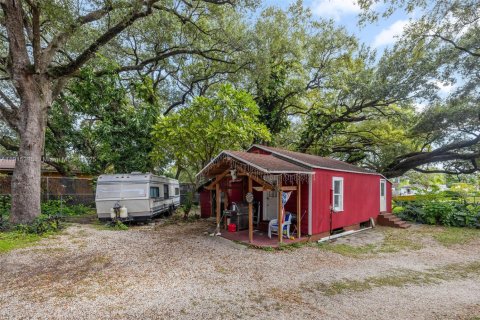 Купить коммерческую недвижимость в Эль Портал, Флорида 453.92м2, № 1972864 - фото 20