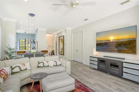 House in Lakewood Ranch, Florida 2 bedrooms, 146.04 sq.m. № 2226249 - photo 10