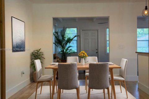 Купить виллу или дом в Лейк-Уорт, Флорида 5 спален, 184.88м2, № 2060510 - фото 18