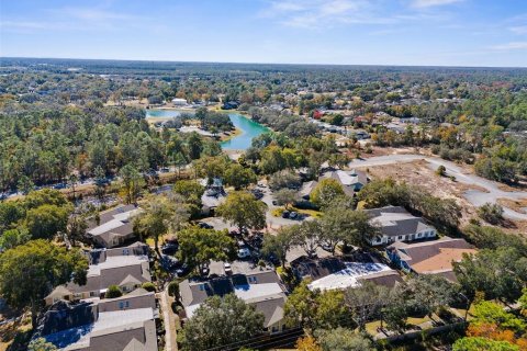 Condominio en venta en Weeki Wachee, Florida, 2 dormitorios, 120.03 m2 № 1555162 - foto 19