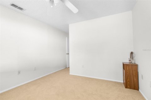 Condominio en venta en Weeki Wachee, Florida, 2 dormitorios, 120.03 m2 № 1555162 - foto 15