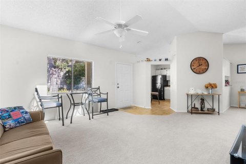Condominio en venta en Weeki Wachee, Florida, 2 dormitorios, 120.03 m2 № 1555162 - foto 3