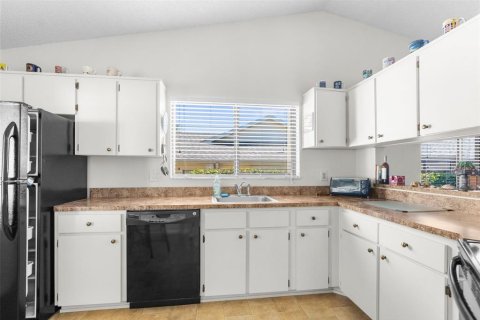 Condominio en venta en Weeki Wachee, Florida, 2 dormitorios, 120.03 m2 № 1555162 - foto 6