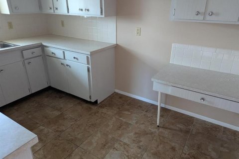 Villa ou maison à vendre à Englewood, Floride: 2 chambres, 123.1 m2 № 2197887 - photo 3