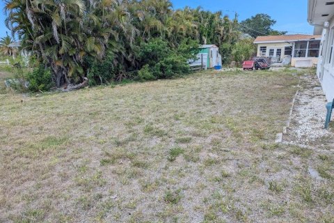 Villa ou maison à vendre à Englewood, Floride: 2 chambres, 123.1 m2 № 2197887 - photo 2