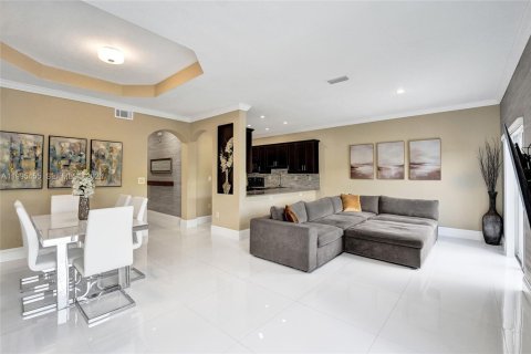 Villa ou maison à vendre à Miramar, Floride: 3 chambres, 148.74 m2 № 2066098 - photo 17