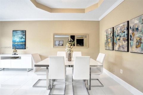 Villa ou maison à vendre à Miramar, Floride: 3 chambres, 148.74 m2 № 2066098 - photo 13