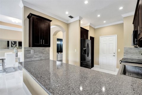 Villa ou maison à vendre à Miramar, Floride: 3 chambres, 148.74 m2 № 2066098 - photo 24