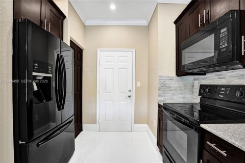 Villa ou maison à vendre à Miramar, Floride: 3 chambres, 148.74 m2 № 2066098 - photo 28