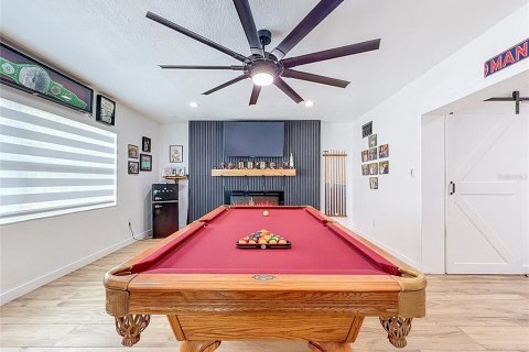 House in Tampa, Florida 5 bedrooms, 210.42 sq.m. № 2223698 - photo 27