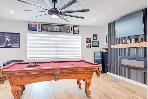 House in Tampa, Florida 5 bedrooms, 210.42 sq.m. № 2223698 - photo 29