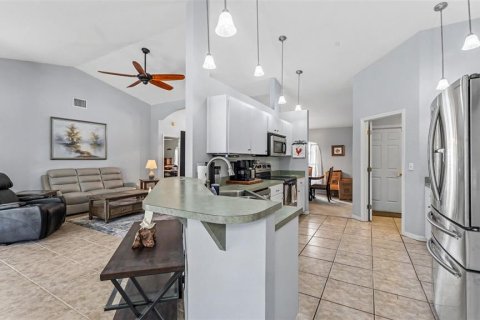 Villa ou maison à vendre à Mulberry, Floride: 4 chambres, 180.51 m2 № 2416251 - photo 17
