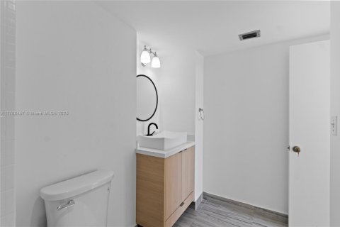 Condo in Aventura, Florida, 2 bedrooms  № 1867565 - photo 22