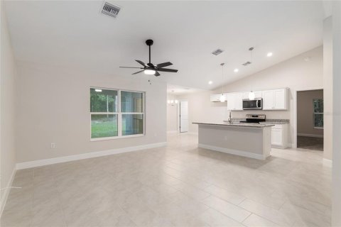 Villa ou maison à vendre à Citrus Springs, Floride: 4 chambres, 143.07 m2 № 1900234 - photo 7