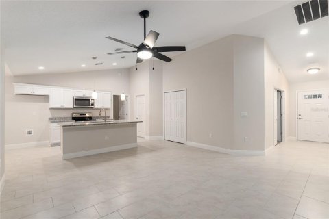 Villa ou maison à vendre à Citrus Springs, Floride: 4 chambres, 143.07 m2 № 1900234 - photo 8