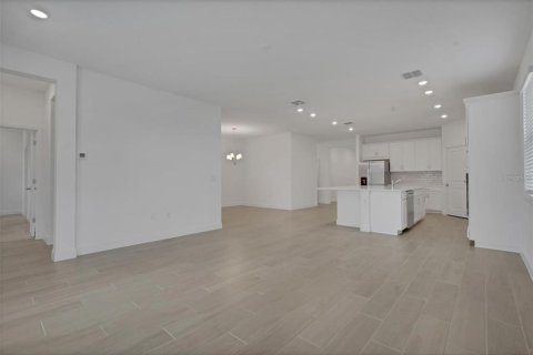 Villa ou maison à vendre à Apopka, Floride: 4 chambres, 212.1 m2 № 2399431 - photo 14