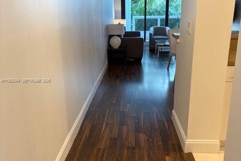 Снять в аренду кондоминиум в Майами, Флорида 1 спальня, 91.51м2, № 1991642 - фото 3