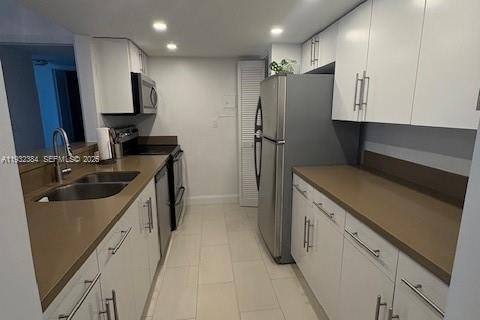 Снять в аренду кондоминиум в Майами, Флорида 1 спальня, 91.51м2, № 1991642 - фото 5