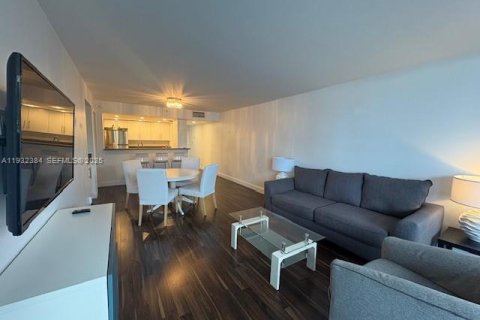 Снять в аренду кондоминиум в Майами, Флорида 1 спальня, 91.51м2, № 1991642 - фото 8