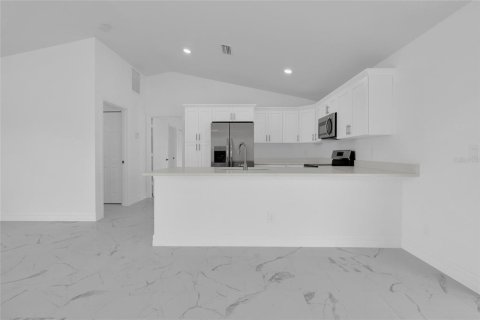 Villa ou maison à vendre à Cape Coral, Floride: 3 chambres, 121.7 m2 № 2258854 - photo 27
