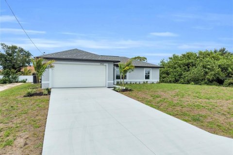 Villa ou maison à vendre à Cape Coral, Floride: 3 chambres, 121.7 m2 № 2258854 - photo 3