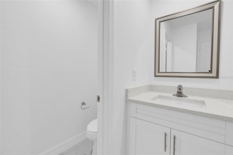 Villa ou maison à vendre à Cape Coral, Floride: 3 chambres, 121.7 m2 № 2258854 - photo 17