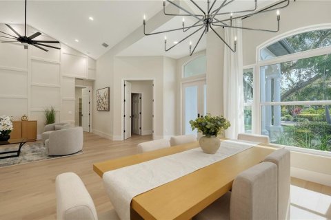 House in University Park, Florida 4 bedrooms, 287.63 sq.m. № 1765276 - photo 6