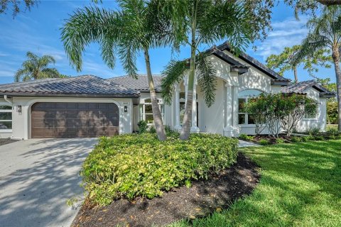 House in University Park, Florida 4 bedrooms, 287.63 sq.m. № 1765276 - photo 2