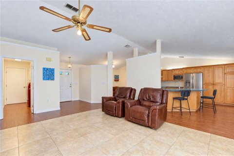 Casa en venta en New Port Richey, Florida, 3 dormitorios, 150.5 m2 № 2405174 - foto 17