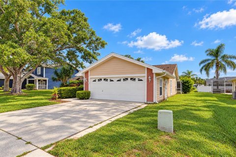Casa en venta en New Port Richey, Florida, 3 dormitorios, 150.5 m2 № 2405174 - foto 4